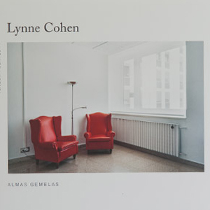 Lynne Cohen, "Arima-lagunak"