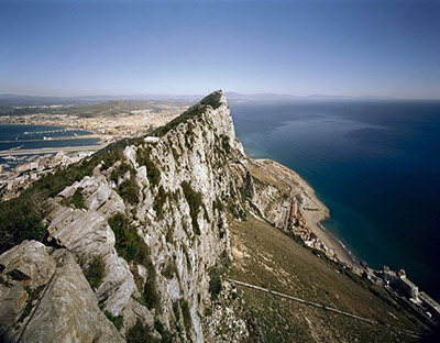 Gibraltar, 2009ko urtarrilaren 1a. Gibraltar, Espainia, Erresuma Batua, Europa. Prolaser lambda laserra Fuji Film paperean.